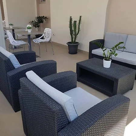 Apart Otel Fomithea Kamári