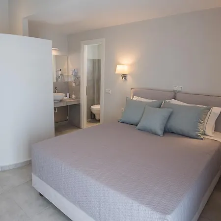 Apart Otel Fomithea Kamári