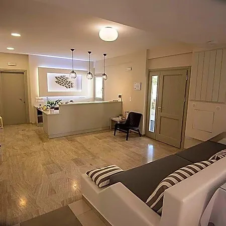 Fomithea Hotel-new 3* Kamári