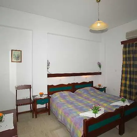 Fomithea 3*