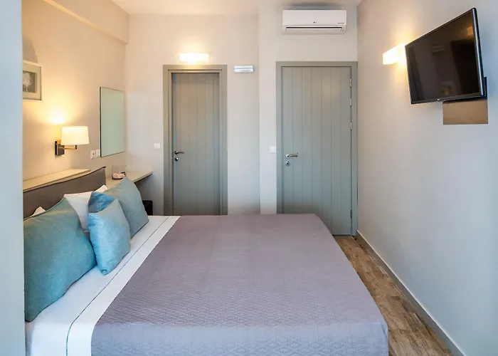 Hotel Fomithea Hotel-new 3*