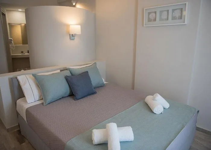 Hotel Fomithea Hotel-new 3*