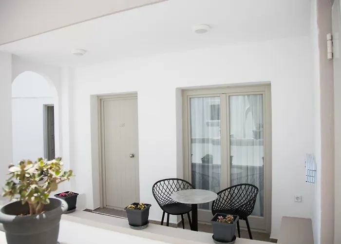 Fomithea Hotel-new מלון