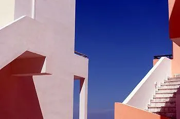 Fomithea 3*