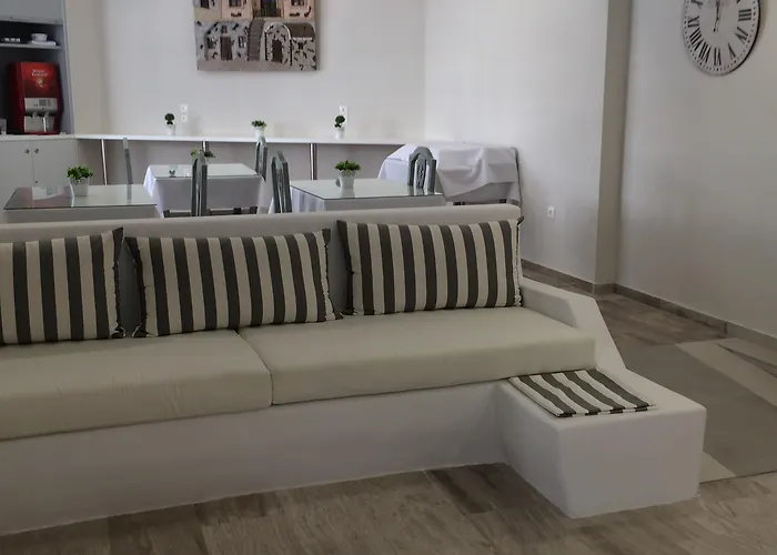 Отель Fomithea Hotel-new Камари